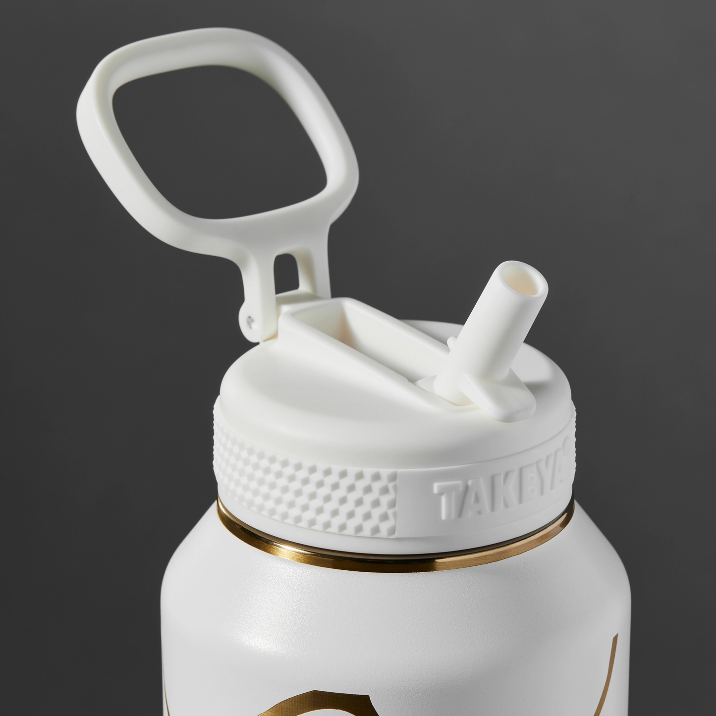 kintsugi-water-bottle-with-straw-lid-k0 51389-TK_HO25_Kintsugi_Takeya9271.png