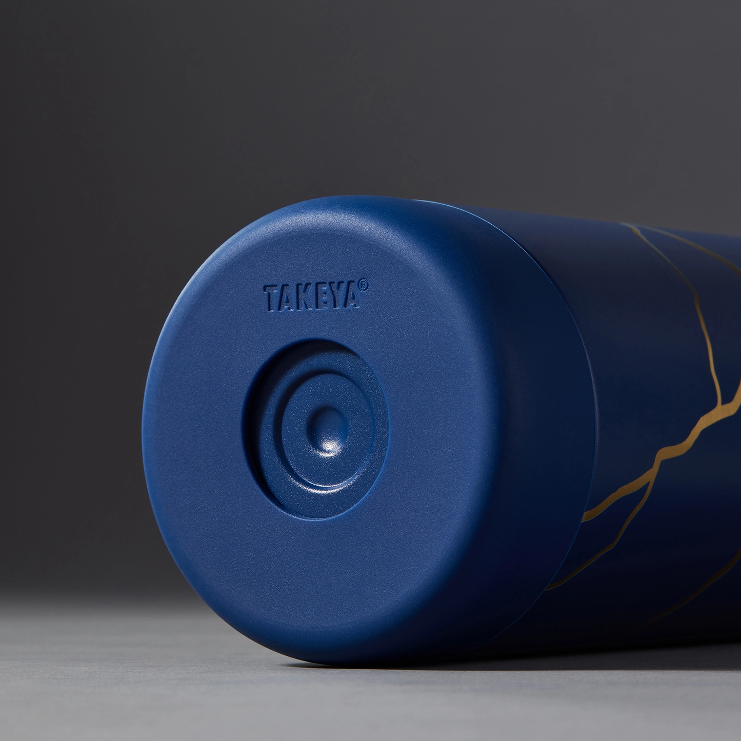 kintsugi-water-bottle-with-spout-lid-t9 51390-TK_HO25_Kintsugi_Takeya9249.png