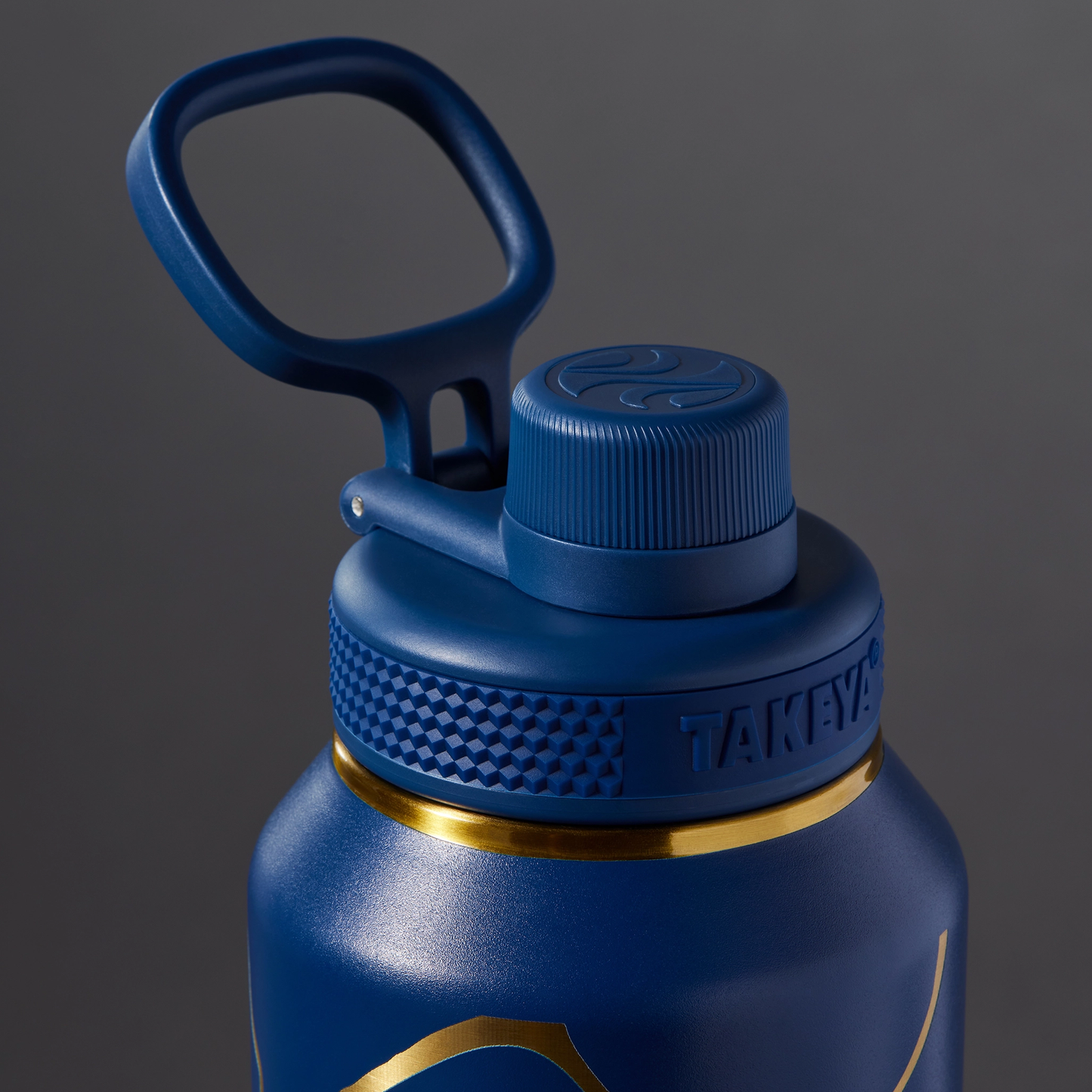 kintsugi-water-bottle-with-spout-lid-t9 51390-TK_HO25_Kintsugi_Takeya9266.png